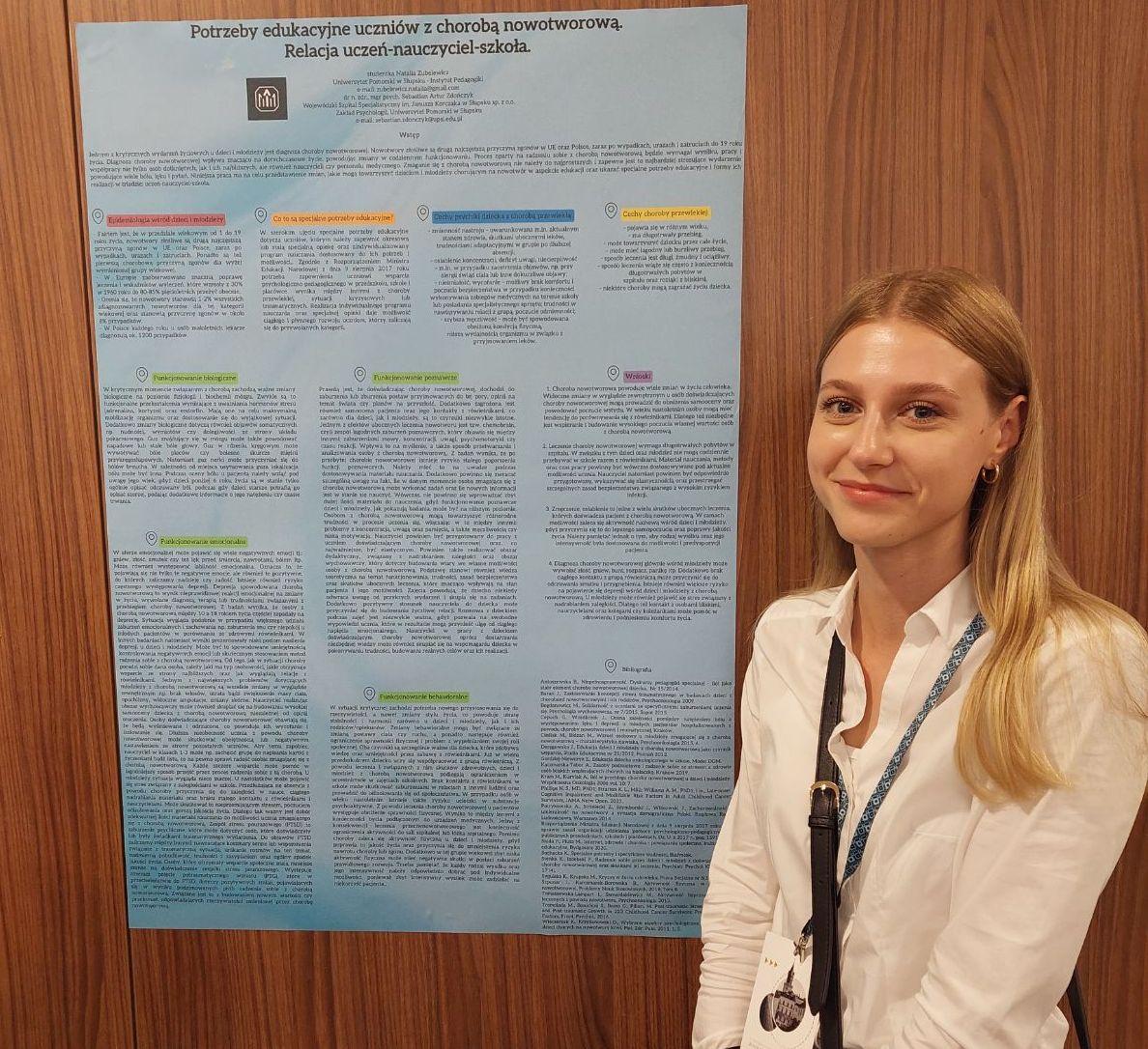 Studentka Instytutu Pedagogiki Natalia Zubelewicz reprezentowała nasz Uniwersytet w sesjach posterowych podczas dwóch konferencji.